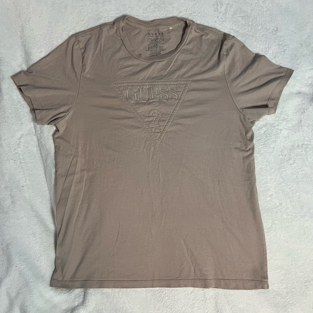 GUESS LA Logo Tee | Men’s Large | Taupe | Minor Flaw